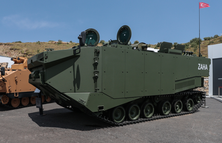 Türk savunma sanayisi Cumhuriyet'in 100. yılında medarı iftihar projeleriyle gövde gösterisi yapacak